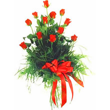 12 adet kirmizi g�lden buket   Ankara bat�kent �i�ek yolla 