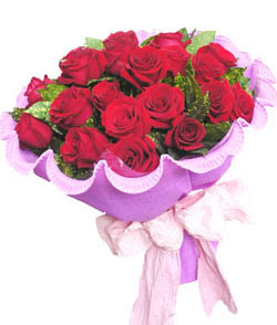 12 adet k�rm�z� g�lden g�rsel buket  Ankara gazi mahallesi �i�ek�i ma�azas� 