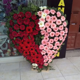 Kalp pano kalp �eklinde pano �i�e�i  Ankara laleg�l �i�ek sipari�i sitesi 