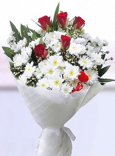 Sevdi�ime papatya ve 5 k�rm�z� g�l buketi  Ankara gazi mahallesi �i�ek�i ma�azas� 
