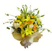 sari lilyum ve gerberalar  Ankara bat�kent �i�ek yolla 