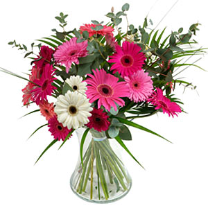 15 adet gerbera ve vazo �i�ek tanzimi  Ankara yenimahalle online �i�ek g�nderme sipari� 