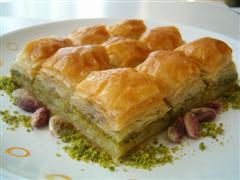 tatli siparisi essiz lezzette 1 kilo fistikli baklava  Ankara laleg�l �i�ek sipari�i sitesi 