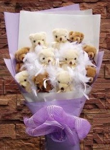 12 adet ayiciktan buket  Ankara uluslararas� �i�ek g�nderme 