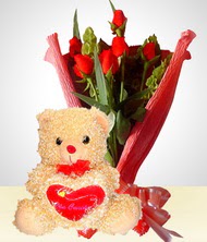 7 adet yapay g�l 15 cm boyutunda kalpli ay�c�k