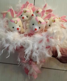 9 Adet pelu� tav�an tav�an buketi  Ankara ostim �i�ek g�nderme sitemiz g�venlidir 